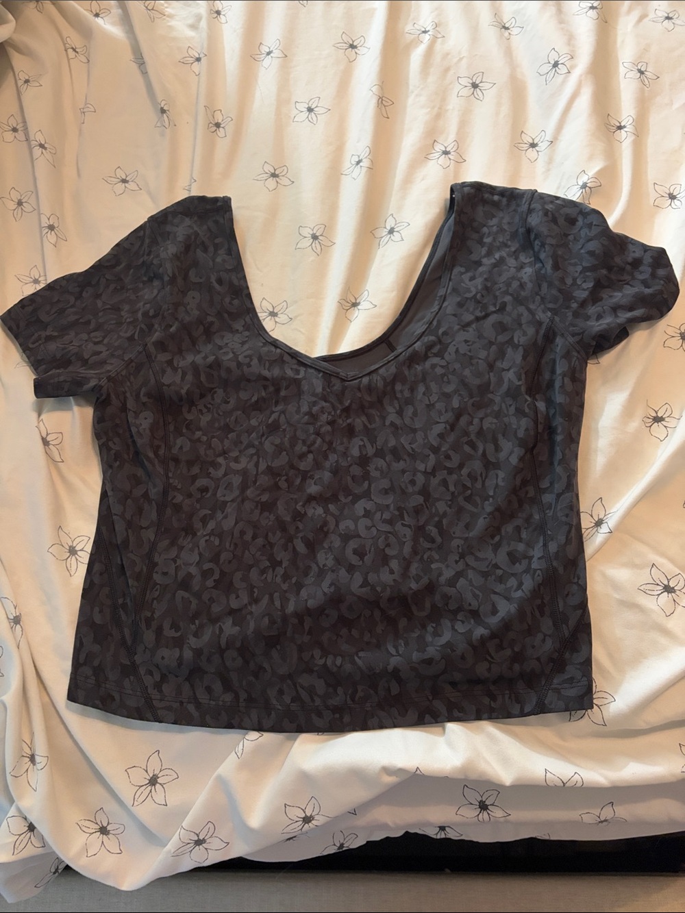 Lululemon Black Short Sleeve V-Neck Women's Top
